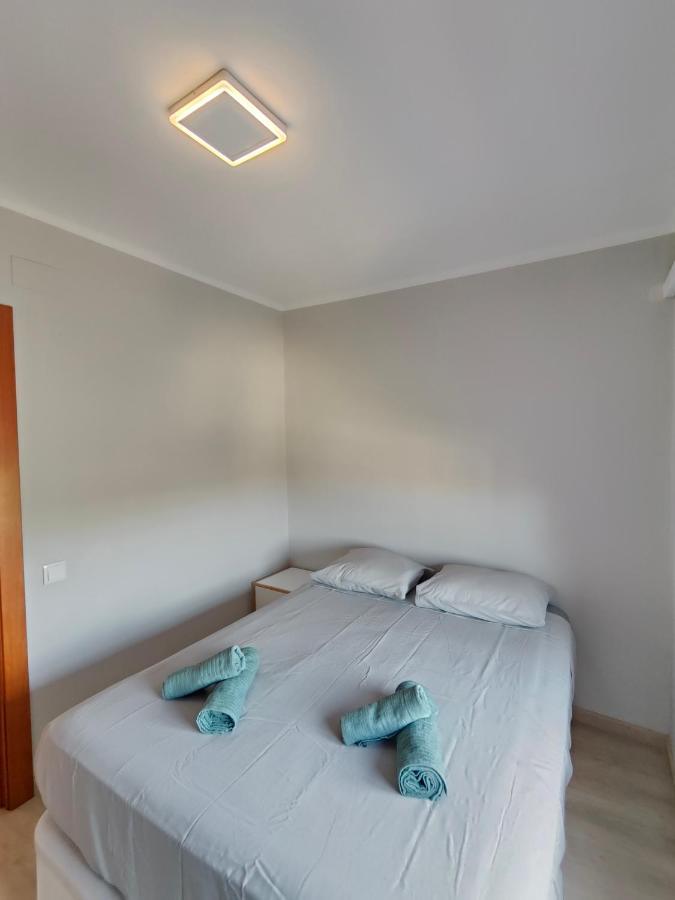 Family Apartment Besos Сант Адриа де Бесос Екстериор снимка